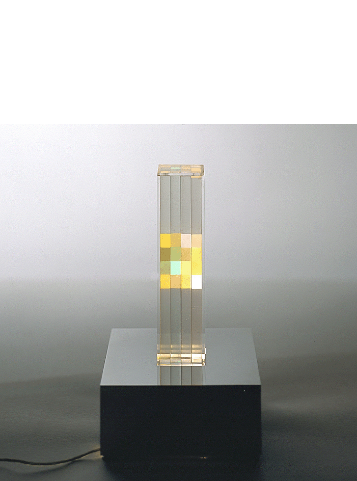 Cromostruttura, 1961/1970	 		edizione limitata di 100 esemplari numerati e firmati; es. n° 51/100 perspex, illuminazione interna, alimentazione elettrica cm 15x15x25h